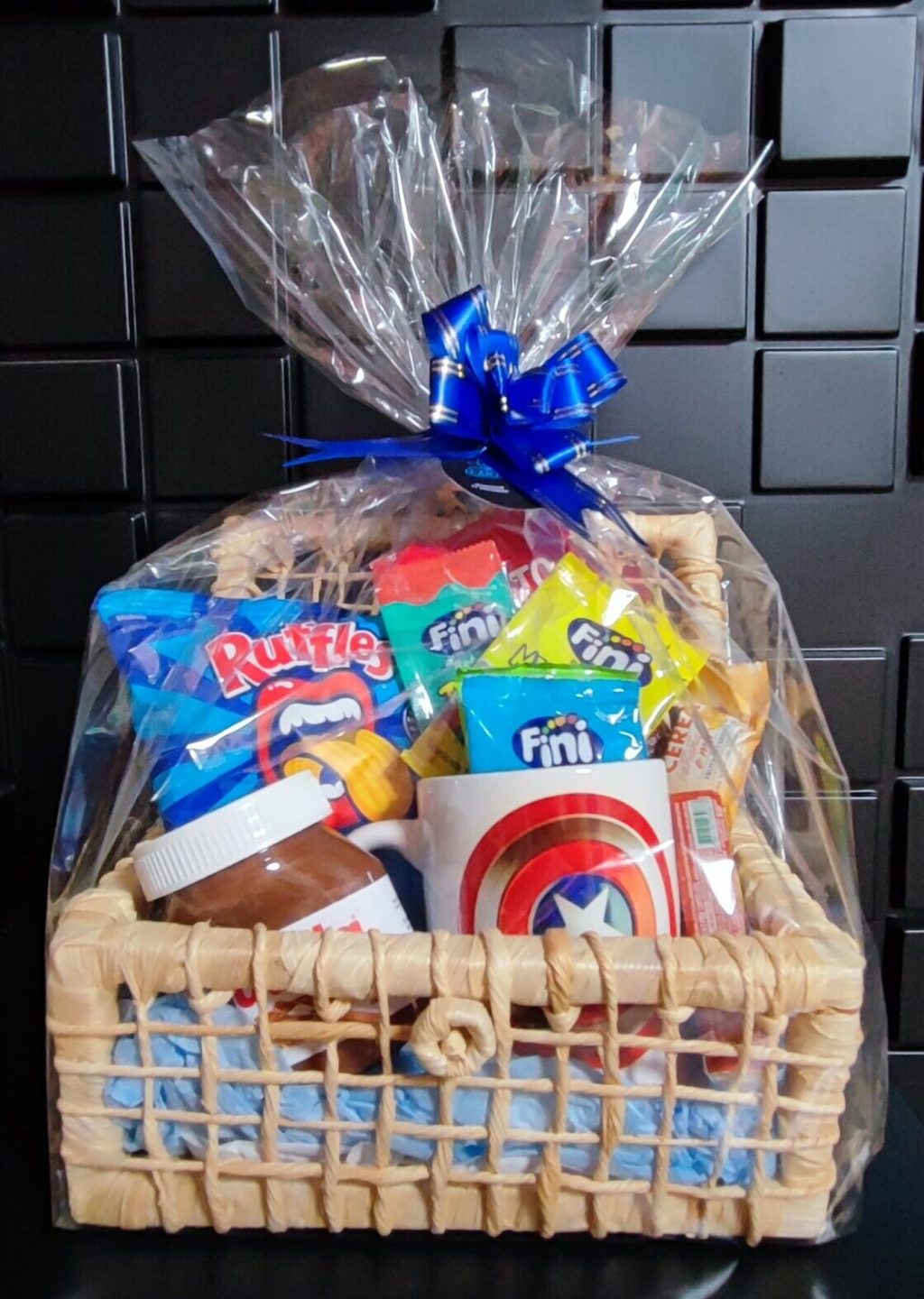 CESTA INFANTIL MASCULINA 11 ITENS